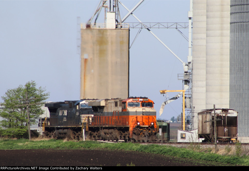 NS 8105 4220